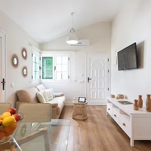 Apartment Homeforguest Modern And New Beachfront, La Oliva